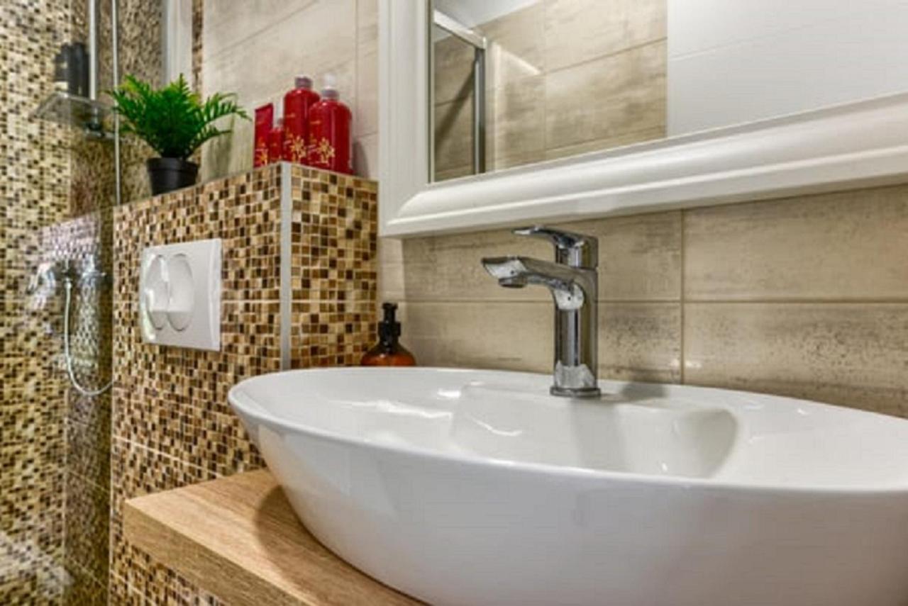 Apartment Yula Zadar Eksteriør bilde