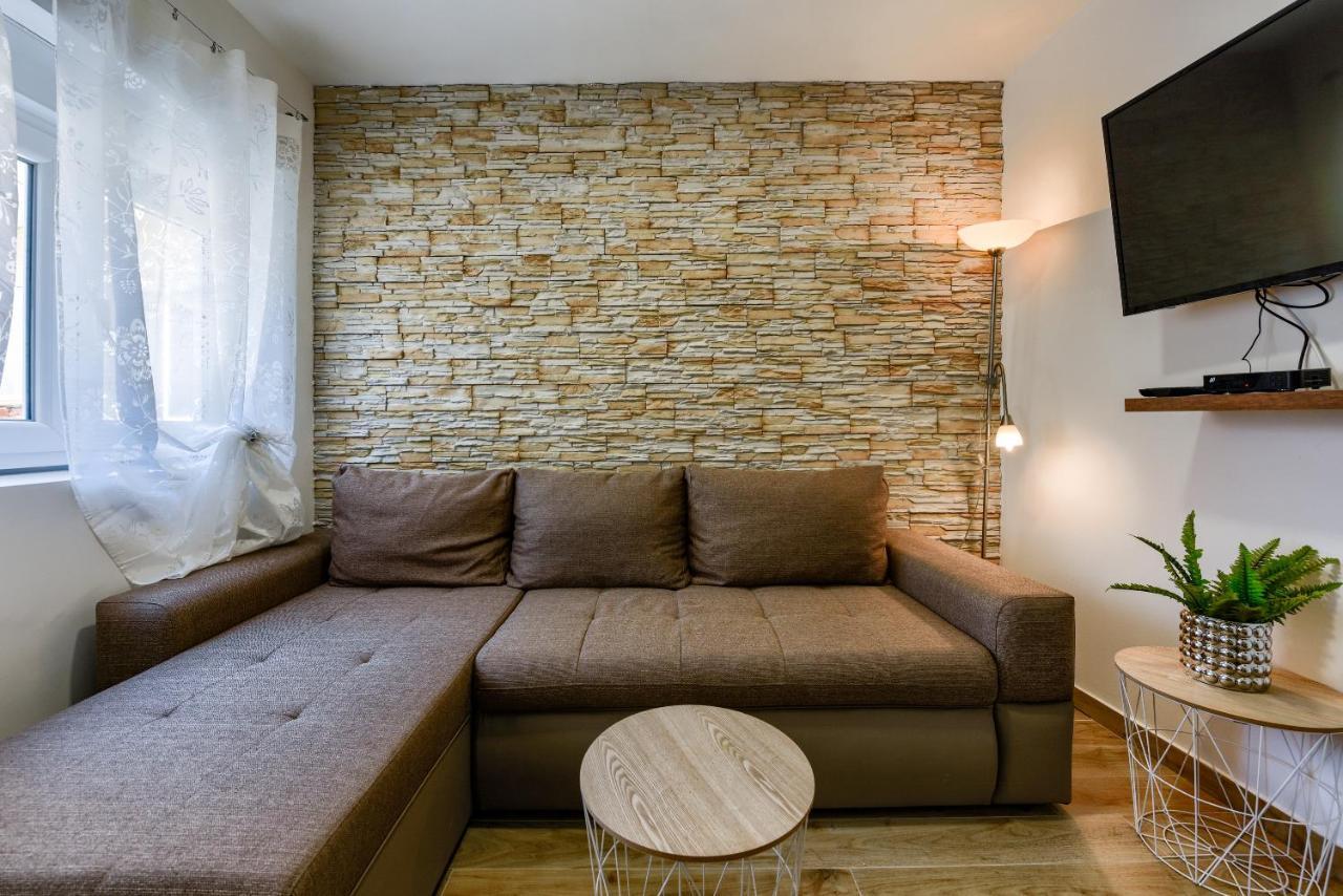 Apartment Yula Zadar Eksteriør bilde