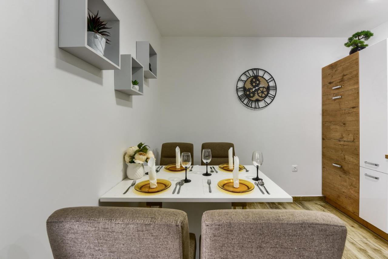 Apartment Yula Zadar Eksteriør bilde
