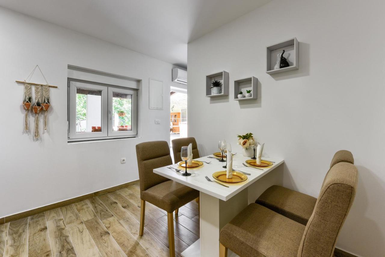 Apartment Yula Zadar Eksteriør bilde